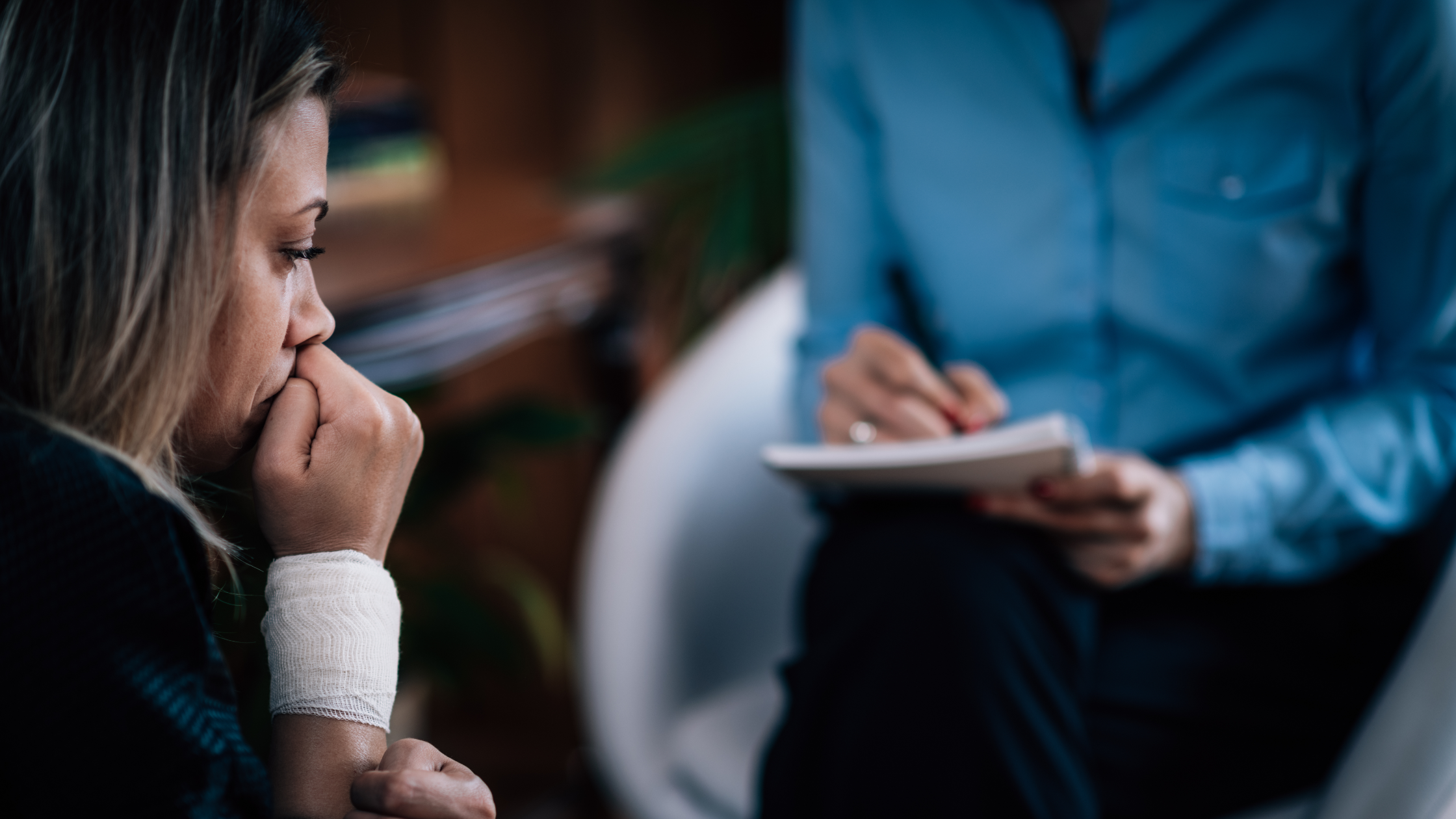 woman in cognitive behavioral therapy