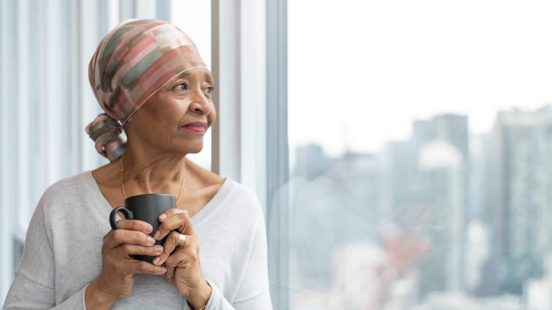 woman with cancer pain