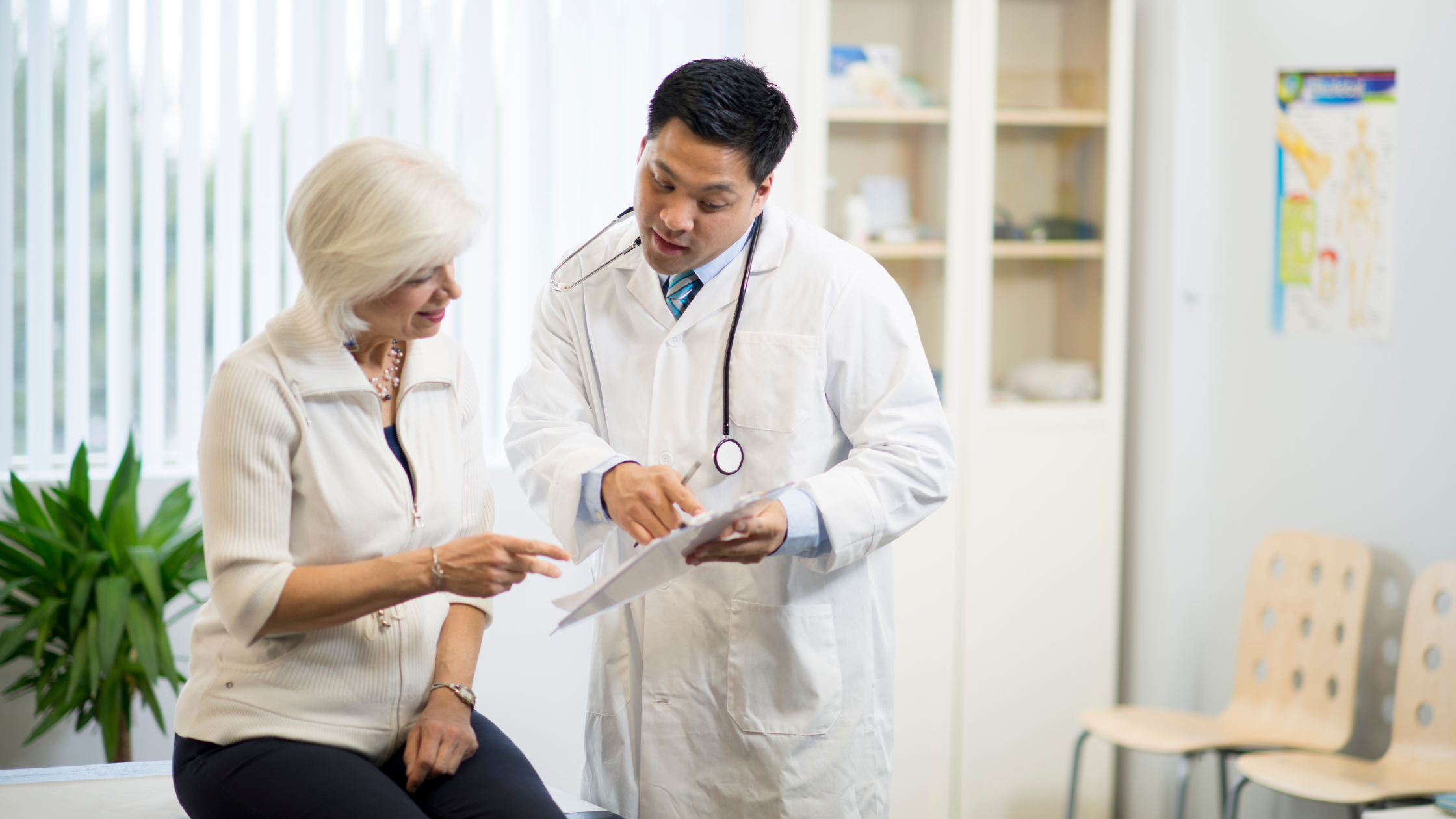 comprehensive care doctor with patient